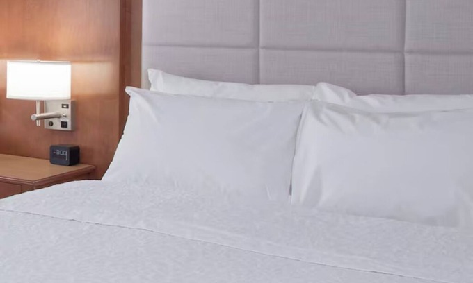 Columbus Hotel | Family-Friendly Suite with Free Breakfast Near Downtown