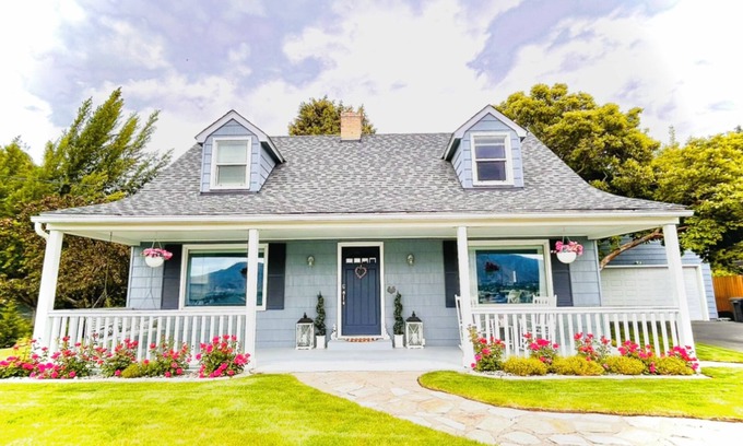 Monitor House | Family-friendly home with a private heated pool, hot tub and gas grill