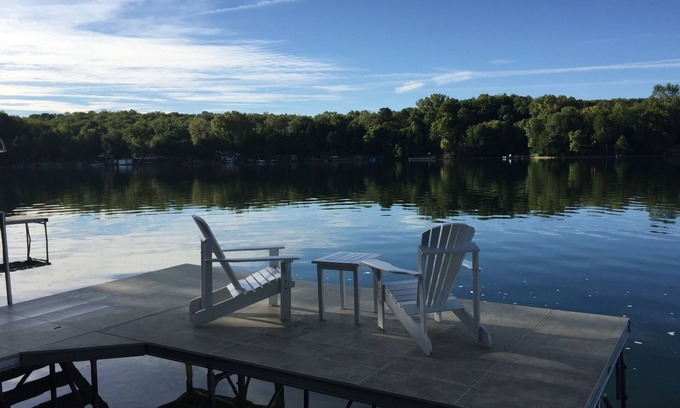 Plymouth House | Perfect Getaway on Crystal Lake Island - Family Fun Awaits!