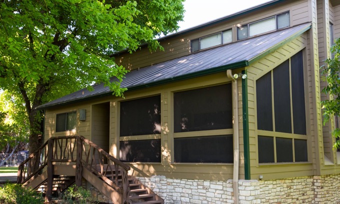 Hunt House | Family Getaway - 3Br/2Ba - ON the Guadalupe River
