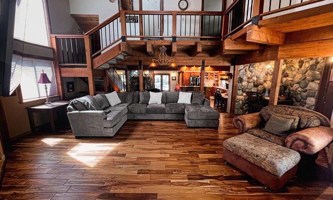 Graeagle House | Family-Friendly Retreat in Graeagle CA with King Bed Suite