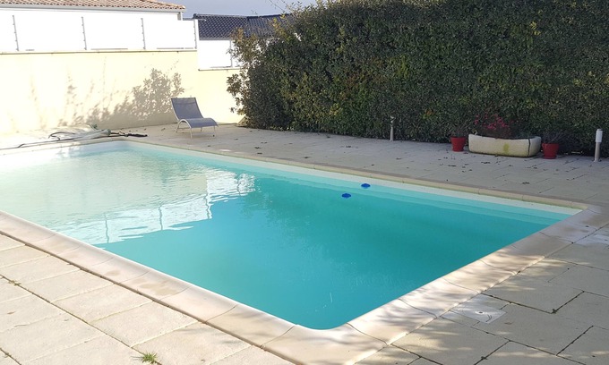 Meschers-sur-Gironde House | Family Retreat with Heated Pool and Garden, Steps to Beach
