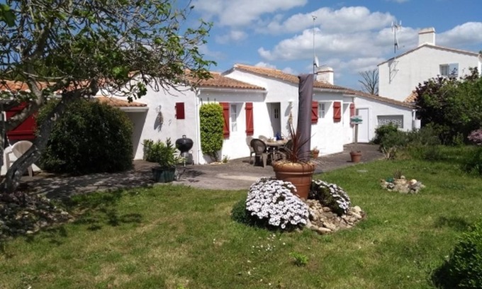 Barbatre House | Ideal Family Getaway in Barbâtre, Isle of Noirmoutier