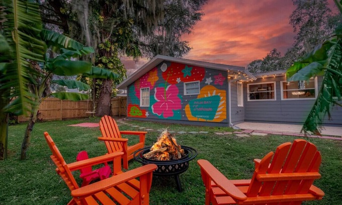 Interchange Square House | Family-Friendly Getaway Near Airport & Beautiful Beaches