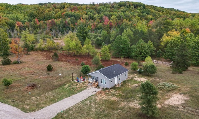 Rapid City House | Pet-Friendly Rapid City Rental Near Scenic Torch Lake