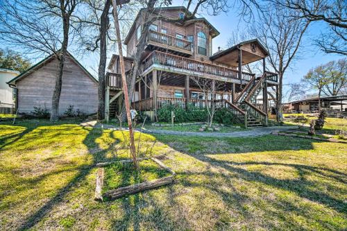 Trinity House | Family Retreat with Boat Dock, Fire Pit & Balcony Access