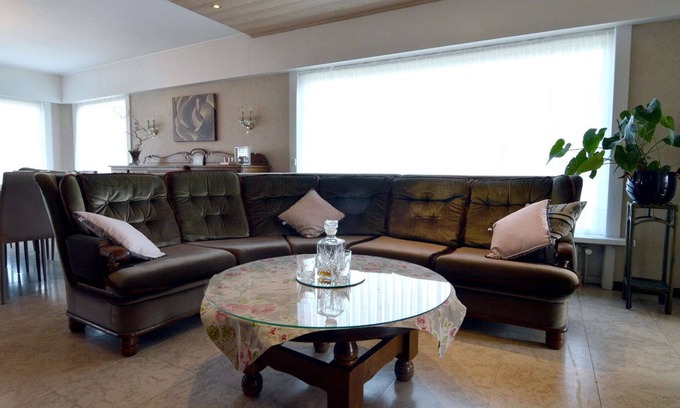 Ruiselede House | Relaxing Holiday Home in Ruiselede with Garden & Pool