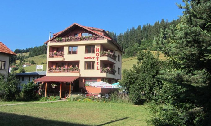 Chepelare Hotel | Family Hotel Savov: Child-Friendly and Guest Rated 9/10