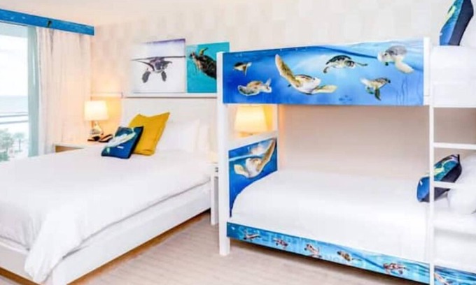 Pasir Ris Hotel | Family Jungle room @Attractions Packed Beach Resort