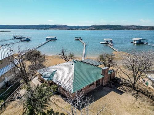 Graham House | Family Lakefront Home with Large Porch