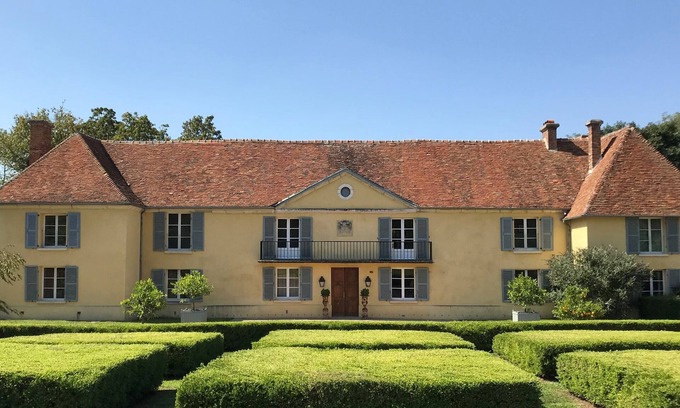 L'Oudon House | Elegant Family Manor House with Pool in Pays d'Auge