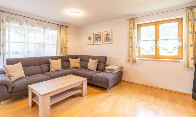 Rettenberg Apartment | Family Nest in Germany: Ocean View & Spa for All