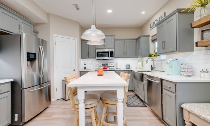 Murfreesboro House | Family Oasis w/Hot Tub ideal for longer STAYS!