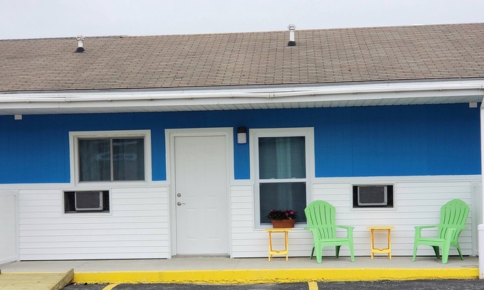 Alpena Apartment | Cozy Family-Owned Suite with Pool Near Lake Huron Beach