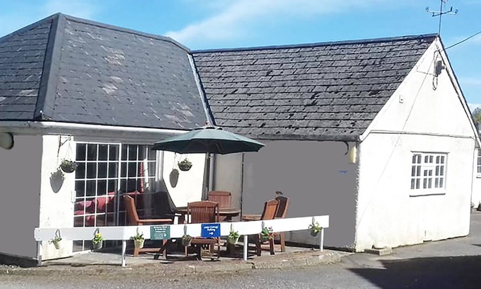Christchurch House | Discover a Pet-Friendly Bungalow Near Exmoor for the Family