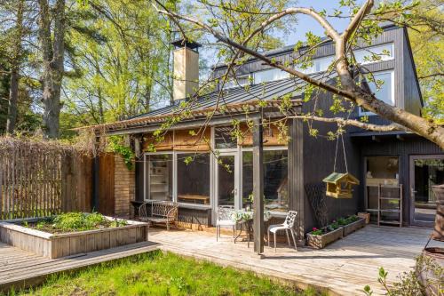 Jurmala House | Relaxing Family Retreat in Dubulti, Steps from the Beach