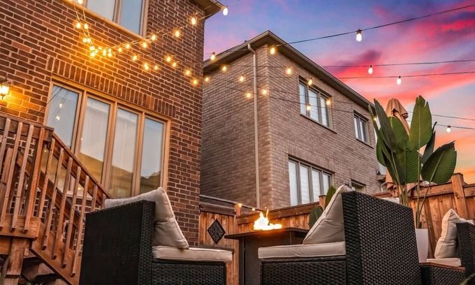 Halton Regional Municipality House | Family Retreat w/Pool Table, Fire Table & BBQ