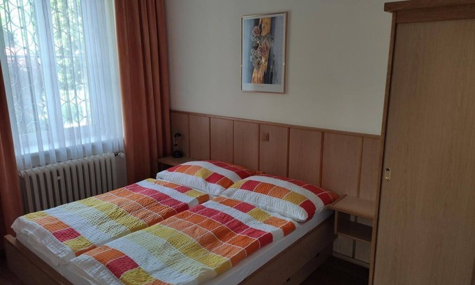 Nonntal Bed & Breakfast | Family-Friendly Room with Shower and Complimentary Breakfast