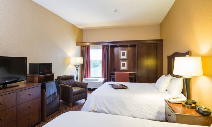 Selinsgrove Hotel | Scenic View Retreat in Historic Selinsgrove - Pet Friendly!