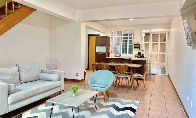 Oaxaca Apartment | Family Size | Plazas & 10′ Centro | Pet-Friendly