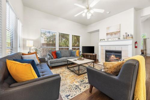 Plano House | Family-Sized 4BR, Pet-Friendly, Comfort & Cozy Retreat in Plano