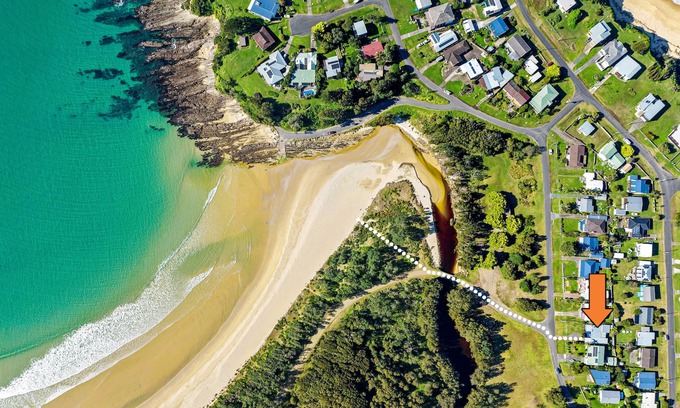 Potato Point House | Family Home with Ocean View Deck, Steps from the Beach