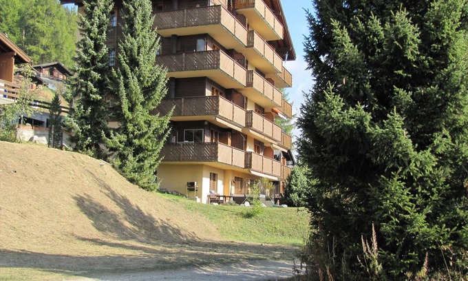 Bellwald Apartment | Inviting Apartment with Breathtaking Alpine Views