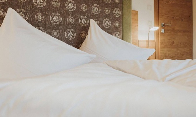 Sankt Veit im Pongau Apartment | Family Suite Heukareck: Stay with Pool & Spa Amenities