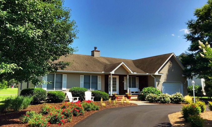 Bethany Beach House | Top Family Vacation Getaway: Pool, Golf & Beach Nearby