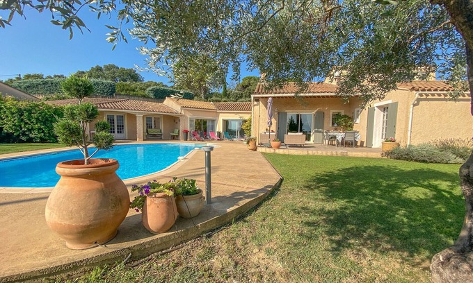 Rochegude Villa | Discover La Villa Colombier: Private Pool in Rochegude