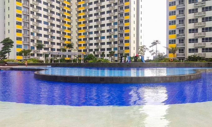 Bekasi Apartment | Cozy 2Br Apartment with Pool & Breakfast at Springlake