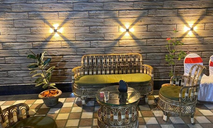Danapur Apartment | Modern and Child-Friendly Apartment with Great Reviews