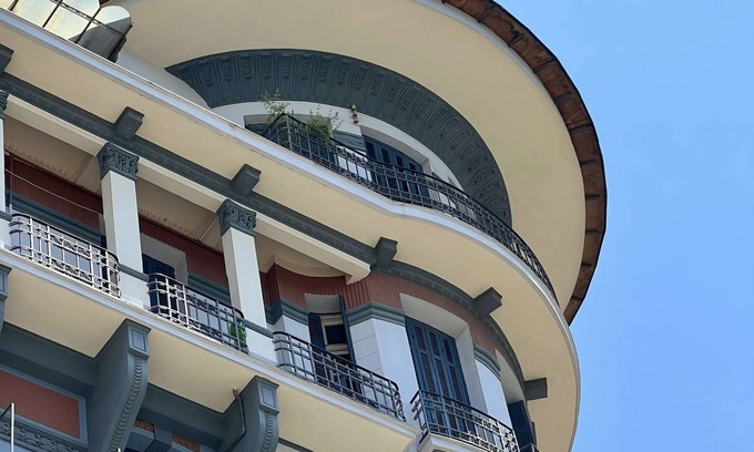 Thessaloniki City Centre Apartment | Fandango: Monumental Apartment with Scenic Views & Amenities