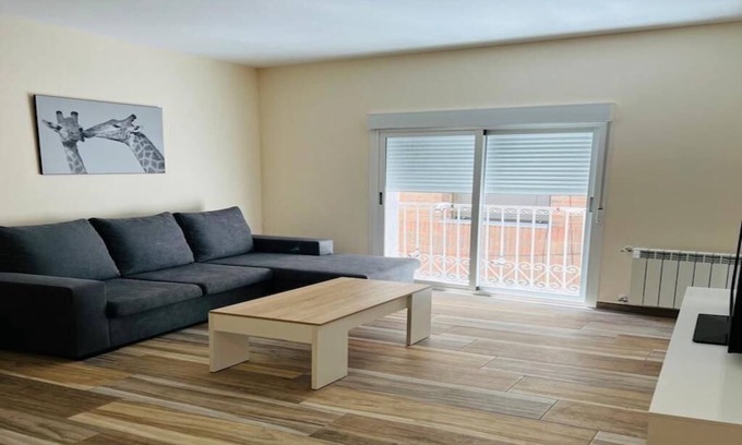 Benidorm Centro Apartment | Modern Apartment Near Benidorm Beaches, Rated 10/10!