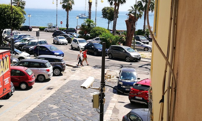 Gaeta Apartment | Inviting Fantasia Holiday Home with Ocean View & Kitchen