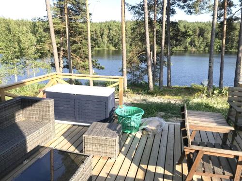 Flemingsberg House | Idyllic Retreat with Private Jetty and Stunning Lake Views