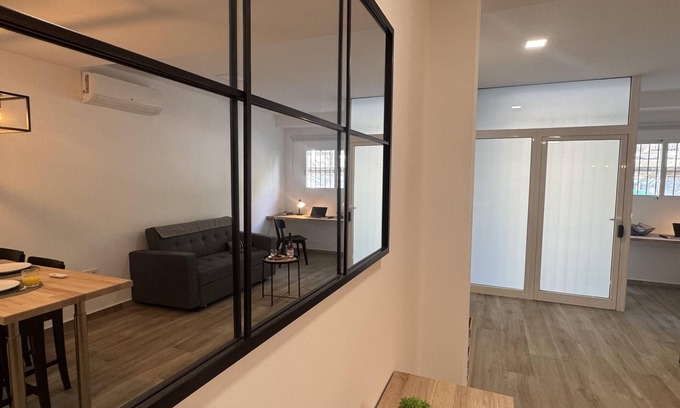 Alicante Apartment | Fantastic loft in the heart of Alicante for 4 guests