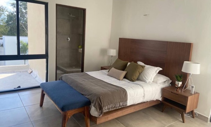 Merida House | Modern House in Beautiful Community with Private Pool & Spa