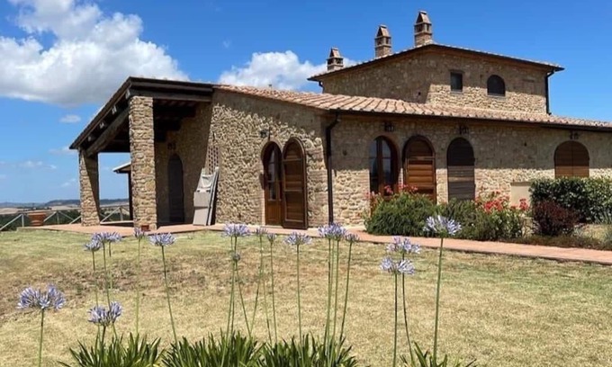 Volterra Apartment | Idyllic Villa with Panoramic Terrace & Pool near Volterra
