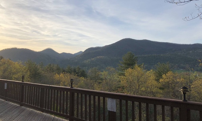 Rabun Gap House | Fantastic Valley View From This 3 Bedroom 3 Bath Home In Sylvan Lake Falls.