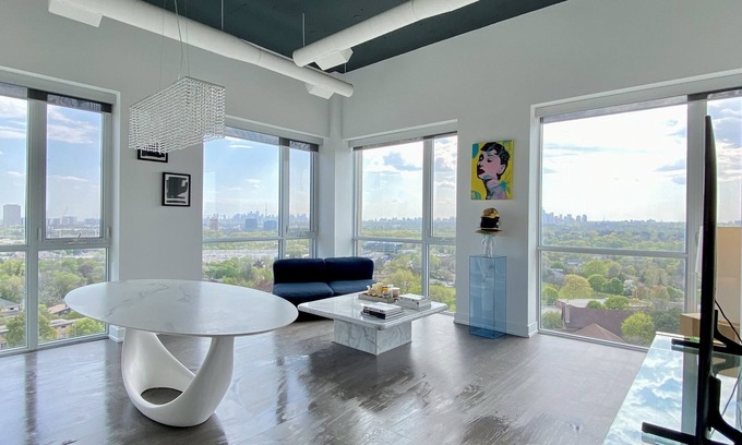 North York Condo | Pet-Friendly Penthouse with Breathtaking Views and High Ceilings