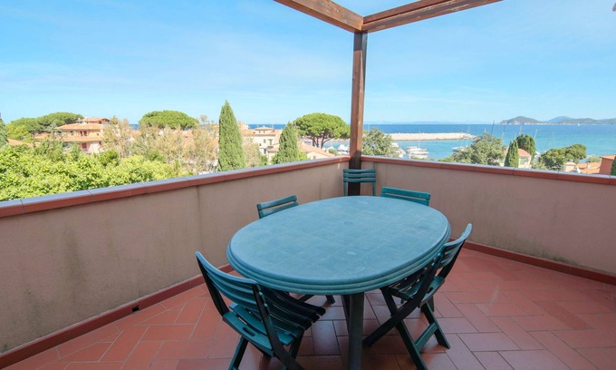 Marciana Marina Apartment | Fantastic views of Italian nature and the sea - Apartment Il Chiuccolo