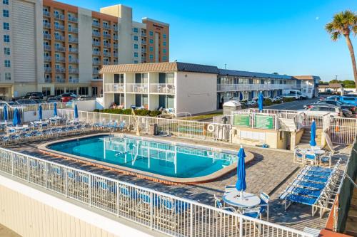 Rio Mar Beaches Apartment | Experience Fantasy Island Resort: Oceanfront Bliss Awaits