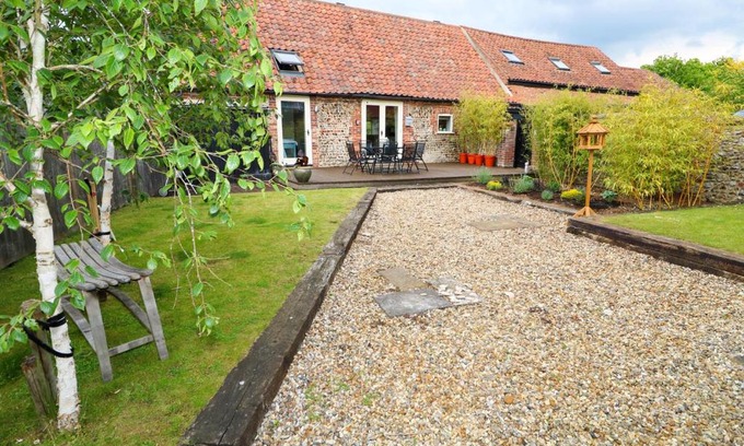 Sculthorpe House | Discover Far Barn: 4-Star Family & Pet-Friendly Retreat