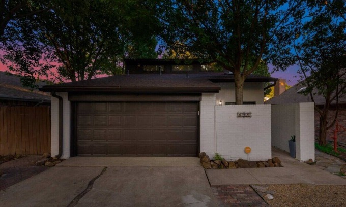 Far North Dallas House | Chic Haven in Far North Dallas - Rated 10/10 with Family Amenities