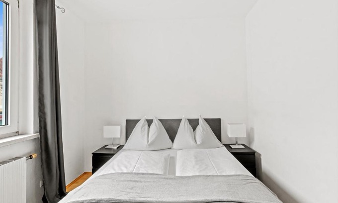 Fohnsdorf Apartment | Convenient Stay Near RedBull Ring for Families and Pets