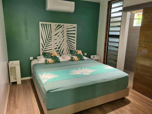 To'ahotu House | Family-Friendly Fare Miti-Rapa: 15 Min from Teahupoo