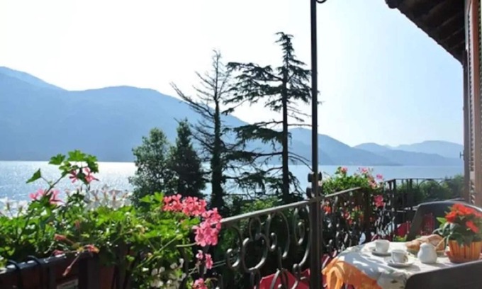 Cannobio House | Experience FARFALLA Holiday House with Breathtaking Lake Views