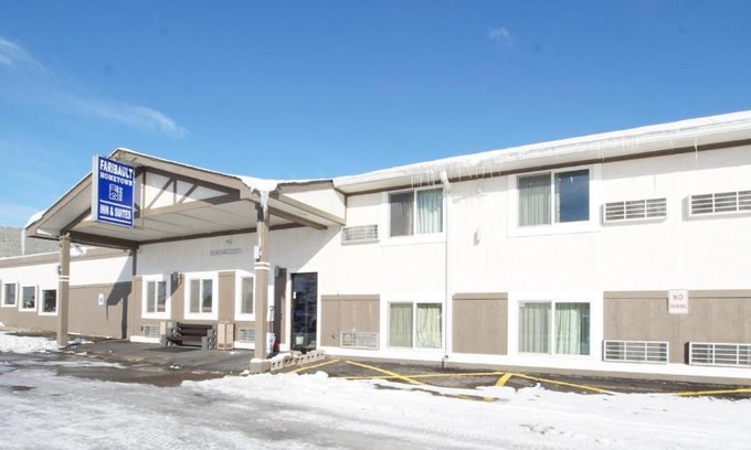 Faribault Hotel | Pet-Friendly Faribault Hometown Inn & Suites for Families