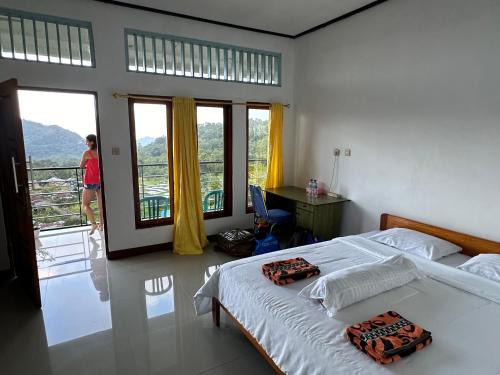 Moni House | Discover FARILA LODGE: Guest Rated 9.5 with Great Amenities